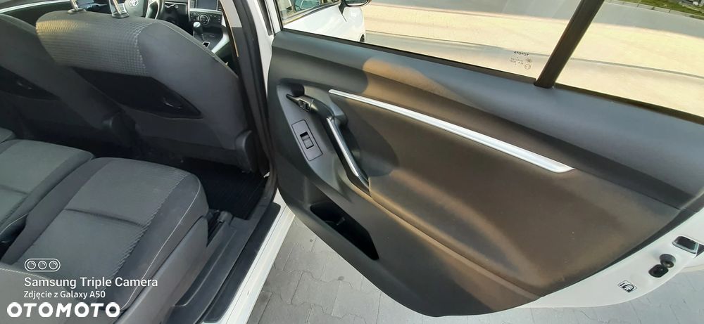 Toyota Verso 1.8 Premium 7os MS - 17