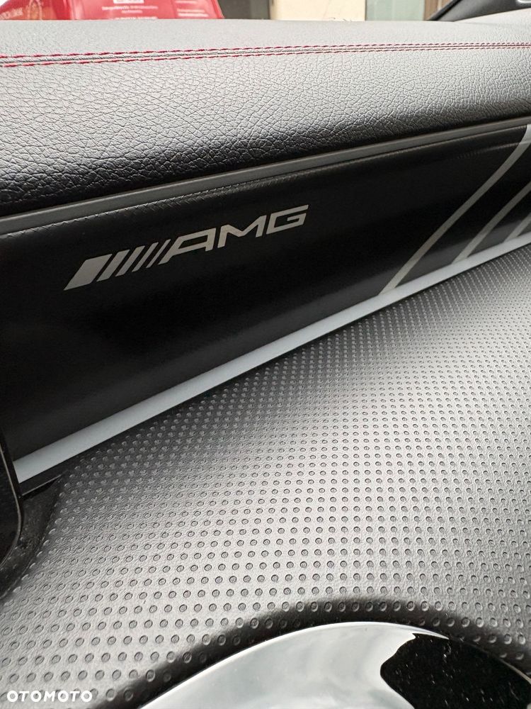 Mercedes-Benz CLA AMG 35 4-Matic 7G-DCT - 24