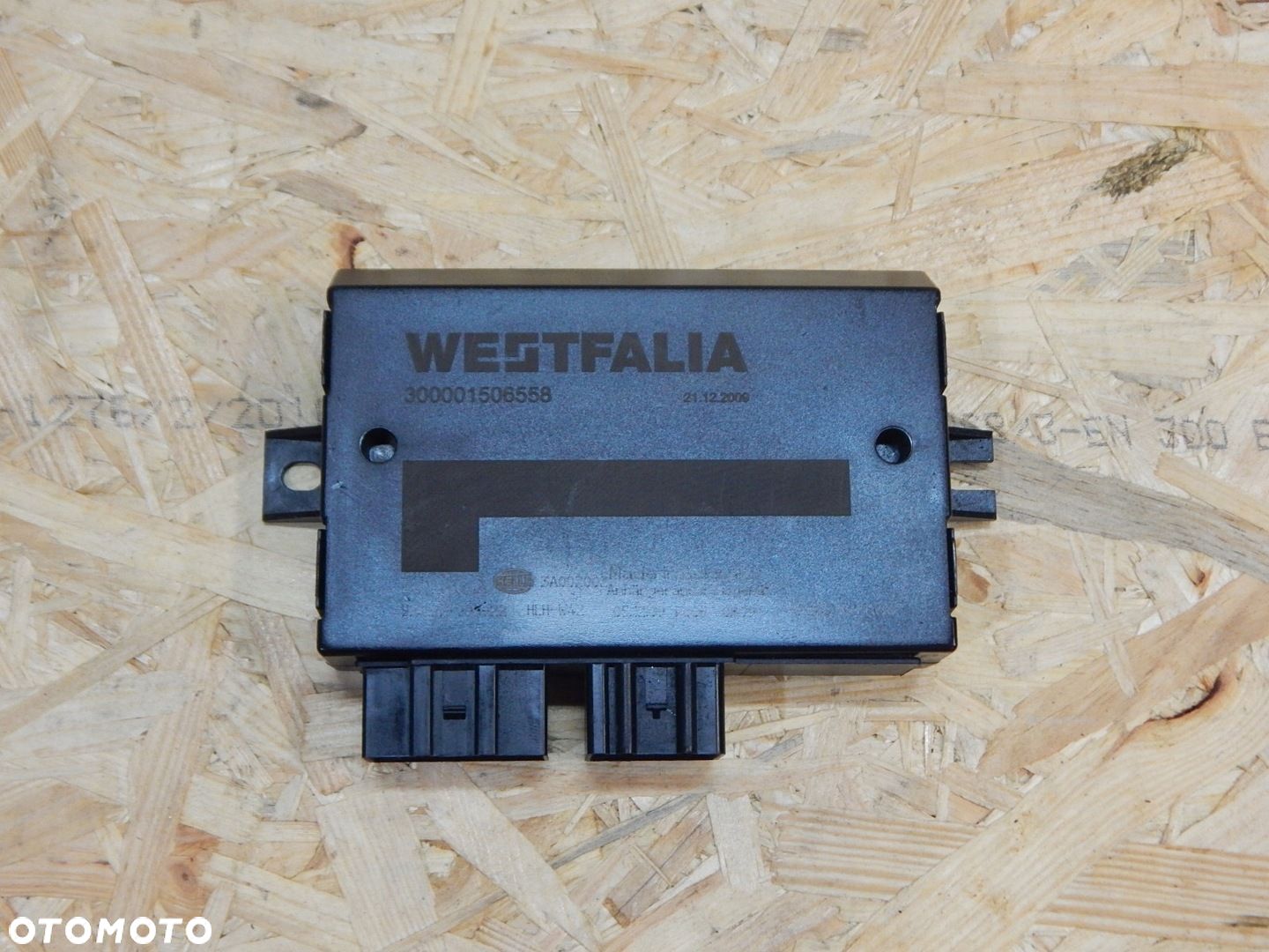 VW T5 LIFT moduł sterownik haka WESTFALIA 300001506558 - 1