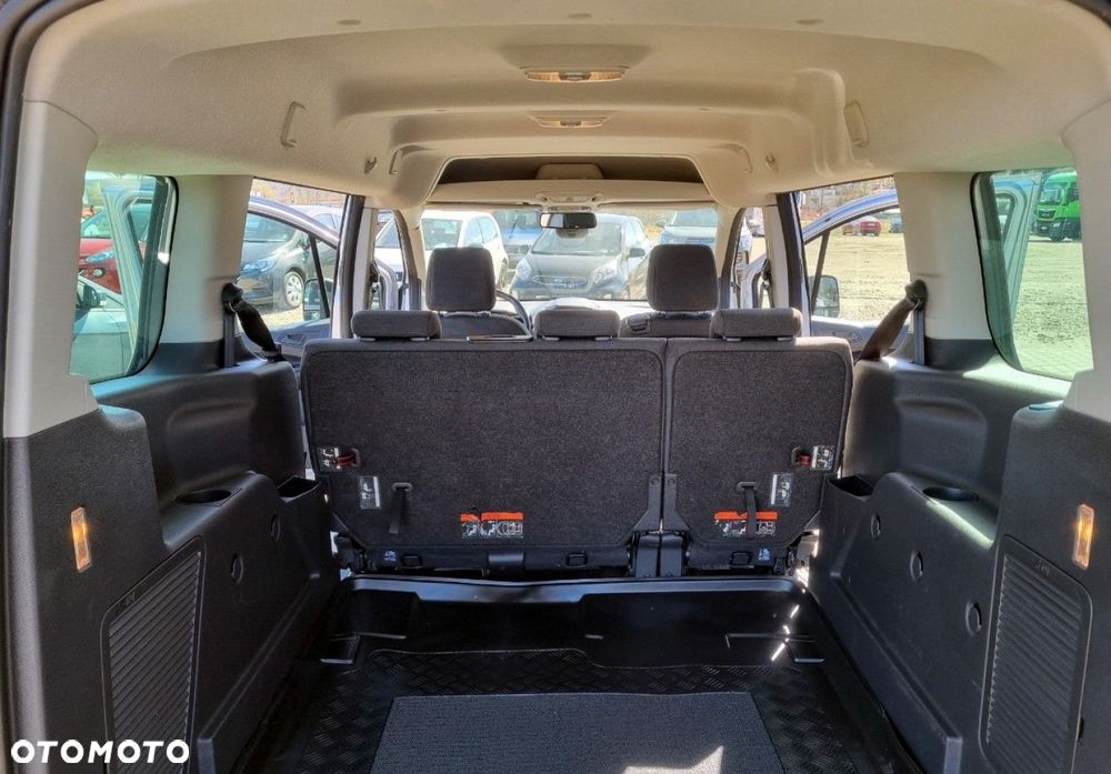 Ford Transit Connect - 27