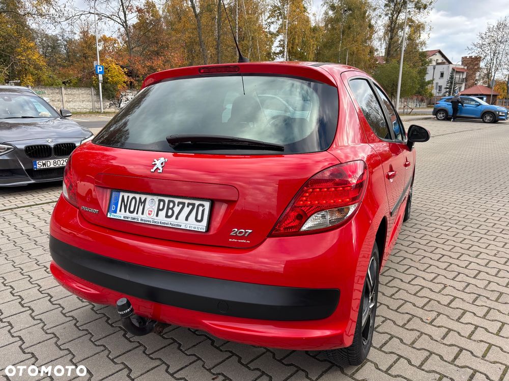 Peugeot 207 95 VTi Urban Style - 12