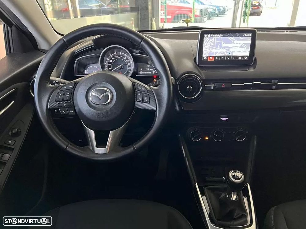 Mazda 2 1.5 Sky.Evolve Navi - 10