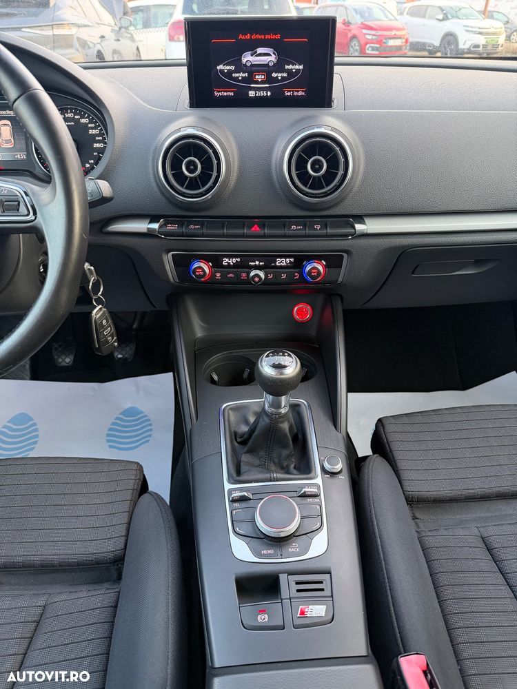 Audi A3 2.0 TDI ack (clean diesel) S line Sportpaket - 18