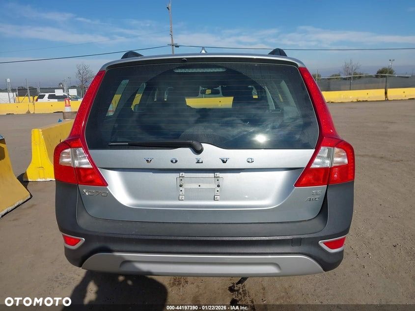 Volvo XC 70 - 10