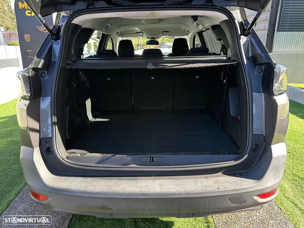 Peugeot 5008 1.2 PureTech Allure Pack EAT8 - 30
