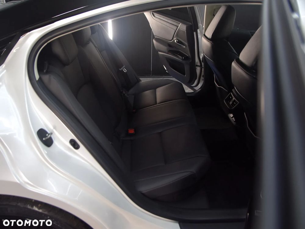 Lexus ES 300h Business Line - 8