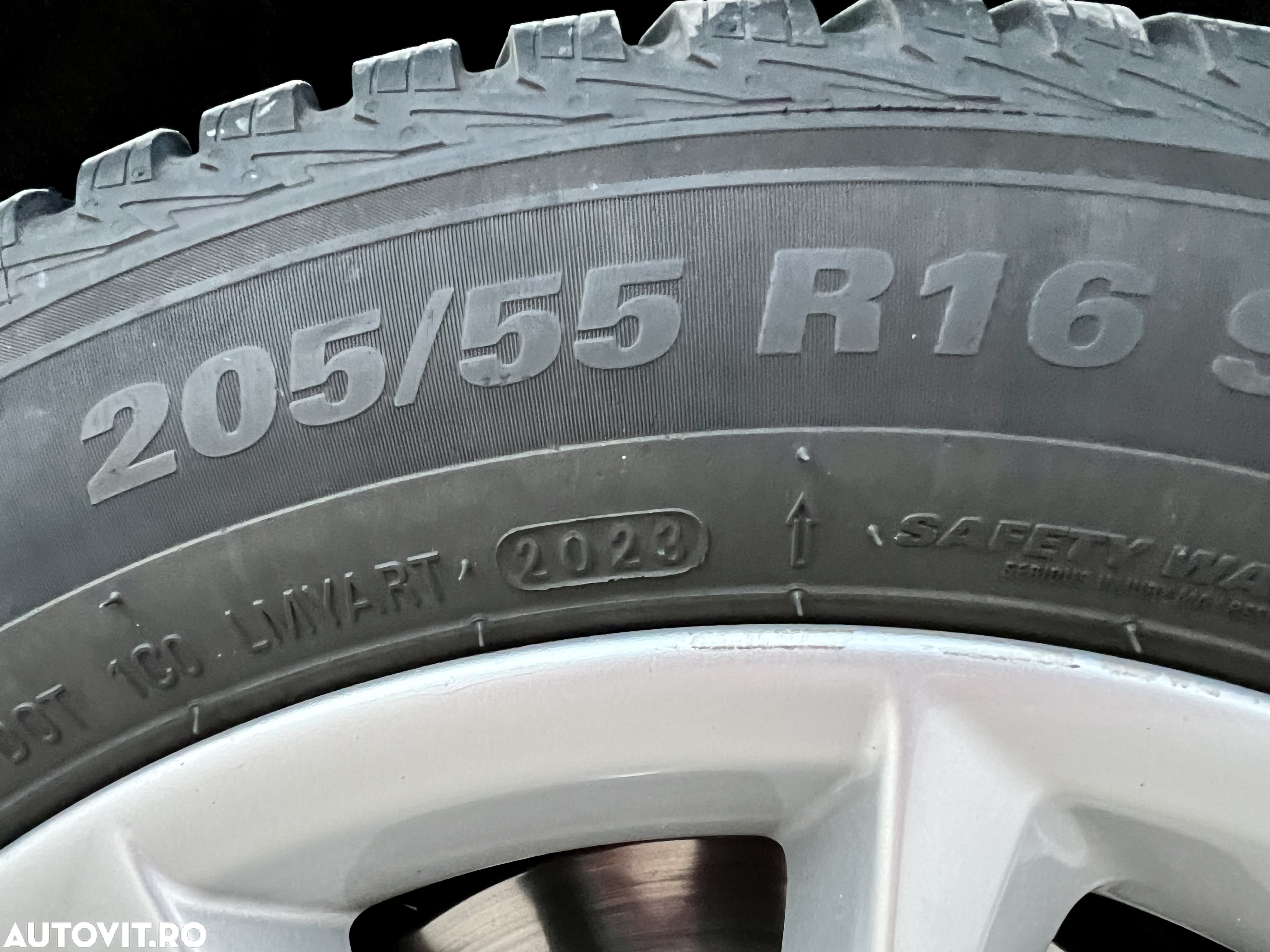 BMW Seria 1 118i Advantage - 22