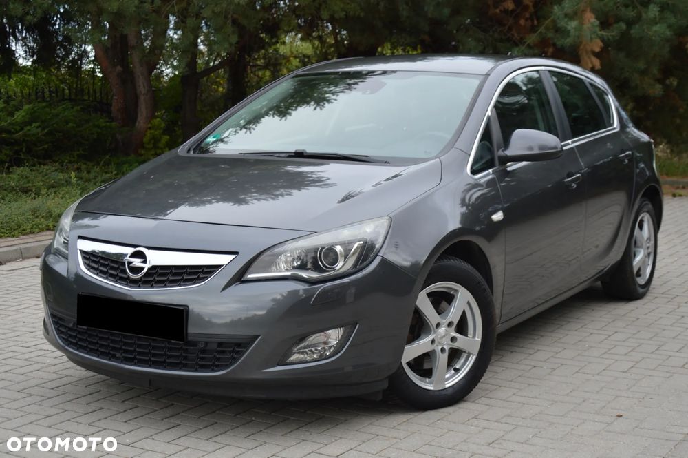 Opel Astra 1.6 Turbo Edition Sport - 2