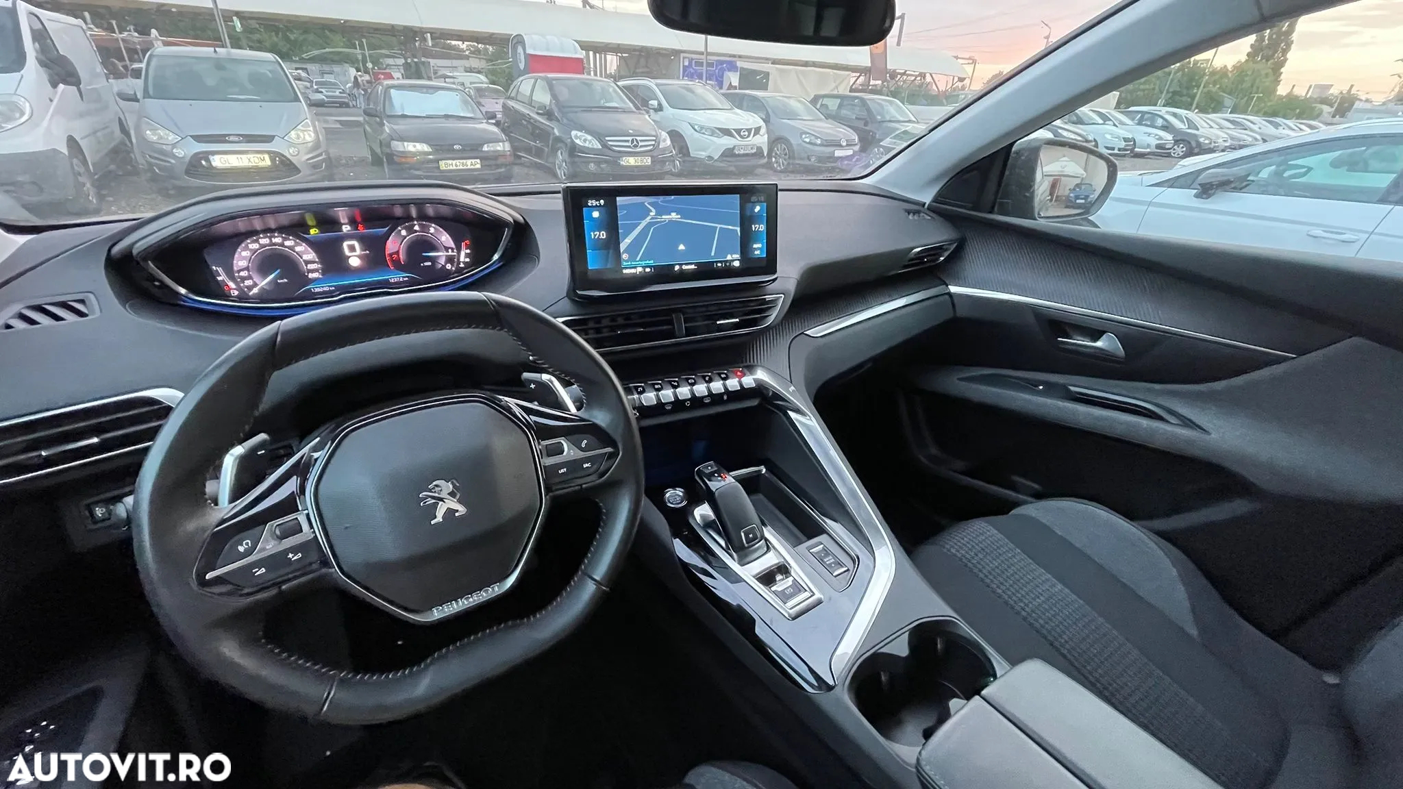 Peugeot 5008 - 22