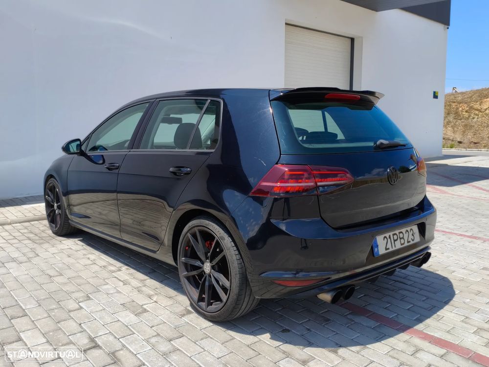 VW Golf 1.6 TDi R-Line - 19