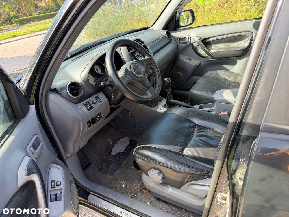 Toyota RAV4 4x4 Edition - 19