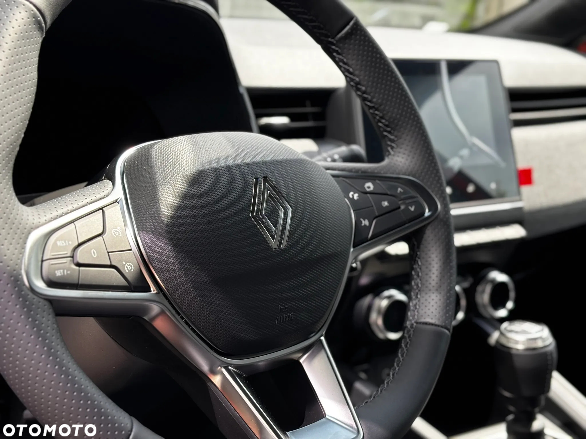 Renault Clio - 16