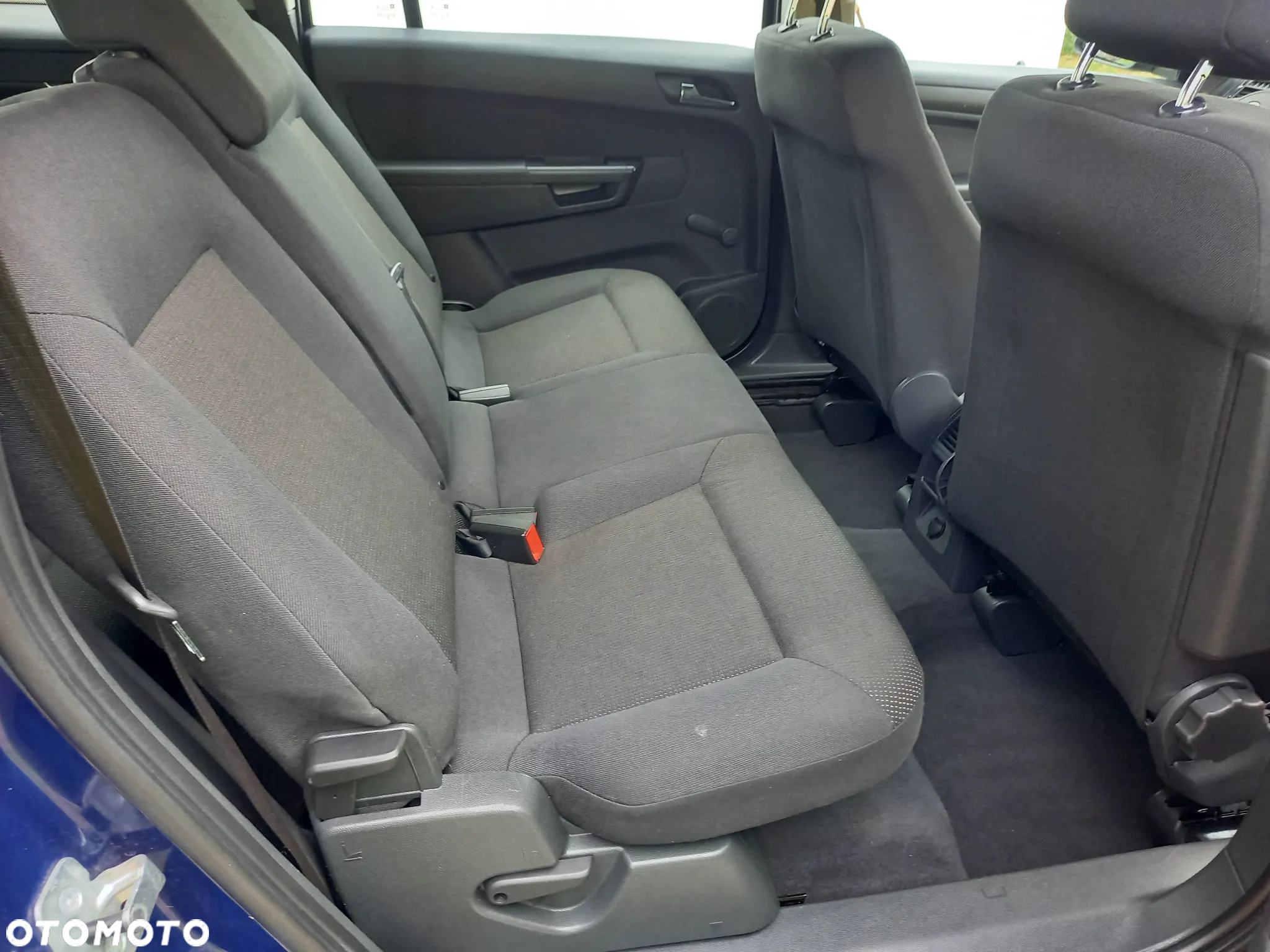 Opel Zafira 1.8 Design Edition - 28