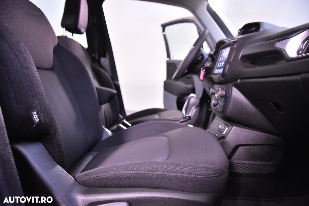 Jeep Renegade - 11