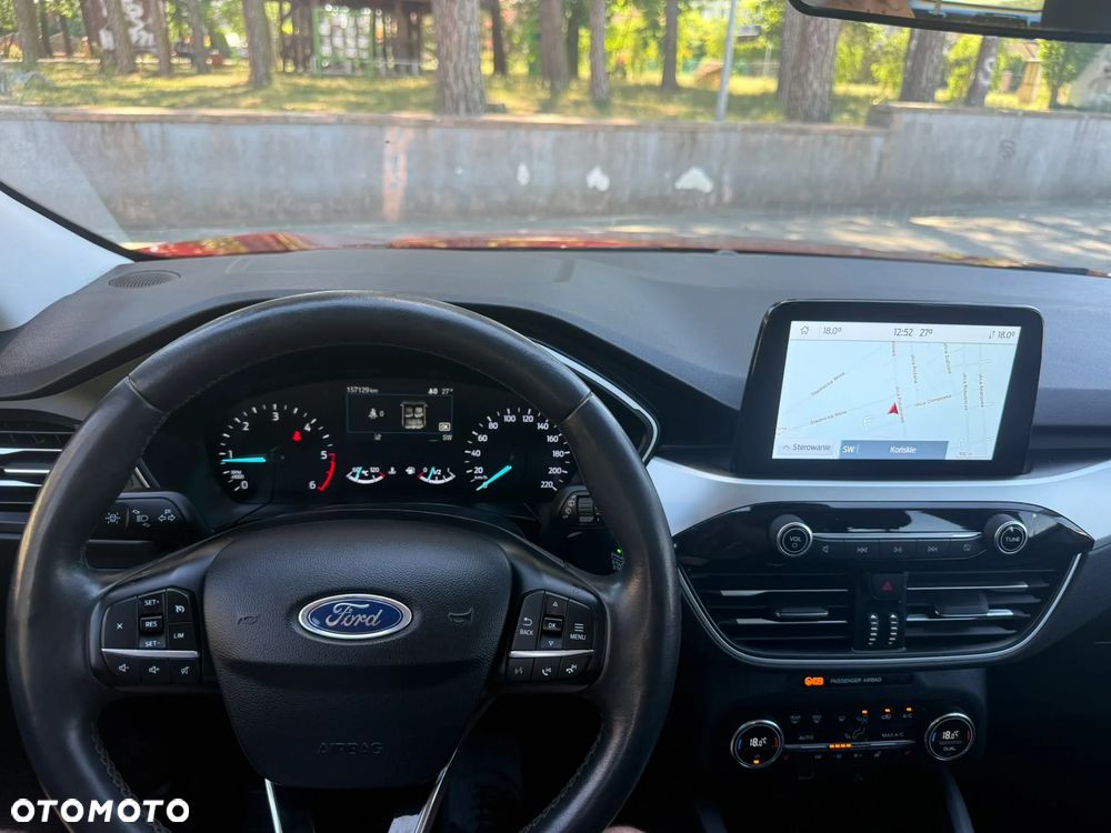 Ford Kuga - 38