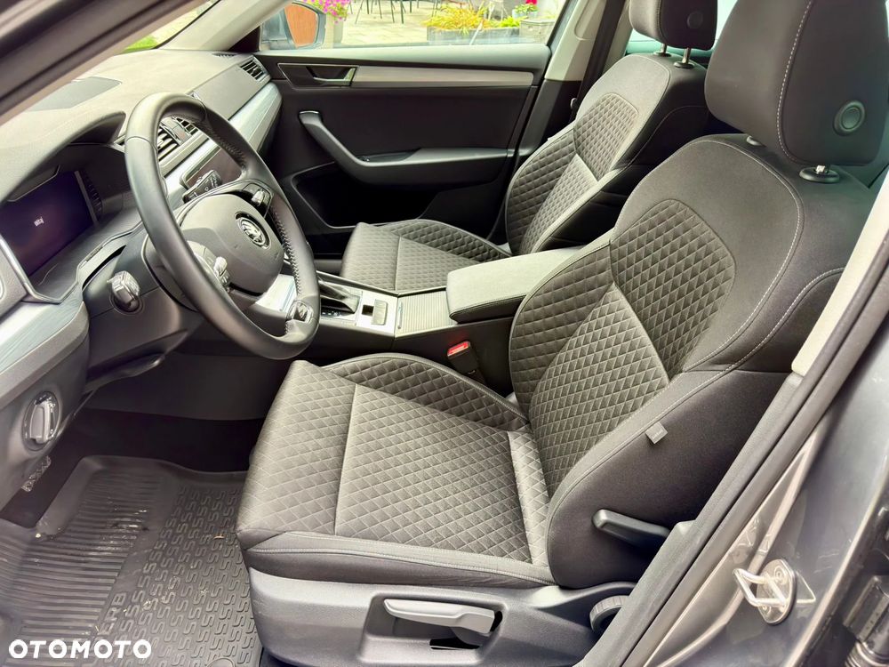 Skoda Superb 2.0 TDI SCR Ambition DSG - 23