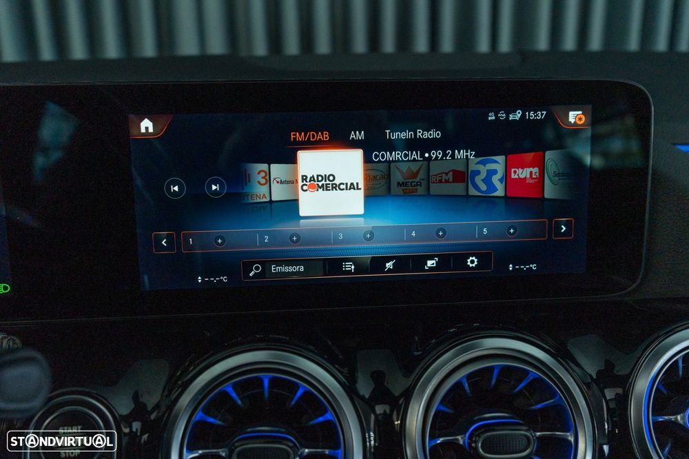 Mercedes-Benz GLA 250 e 8G-DCT AMG Line - 34