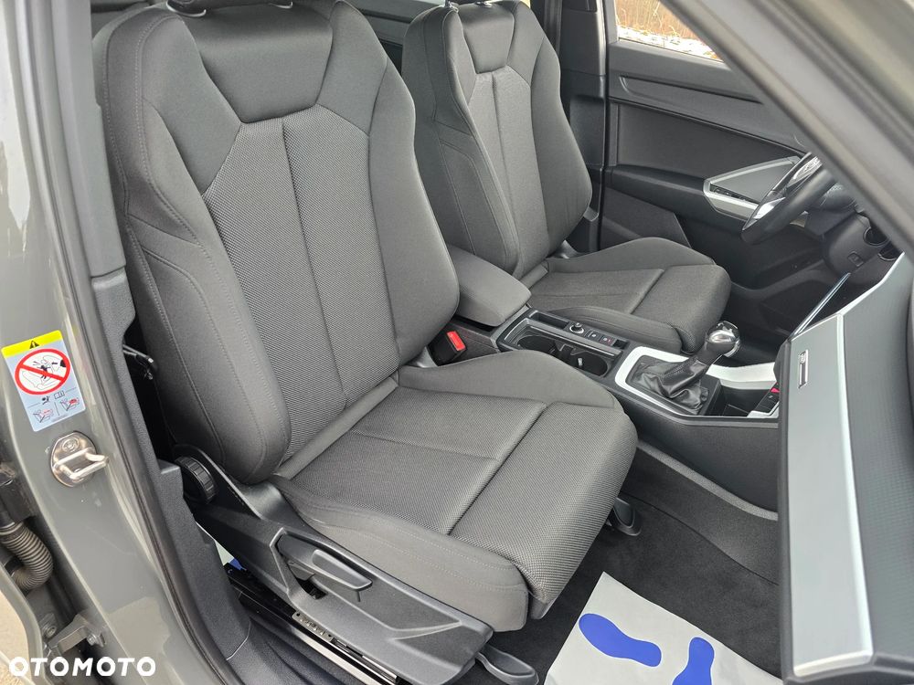 Audi Q3 35 TFSI Advanced S tronic - 32