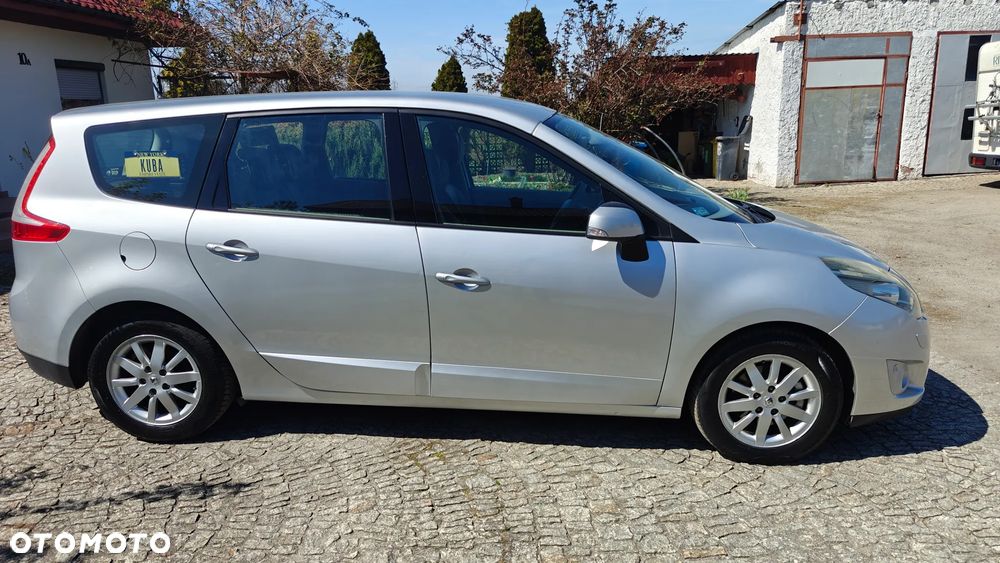 Renault Grand Scenic 2.0 16V 140 CVT Luxe - 4