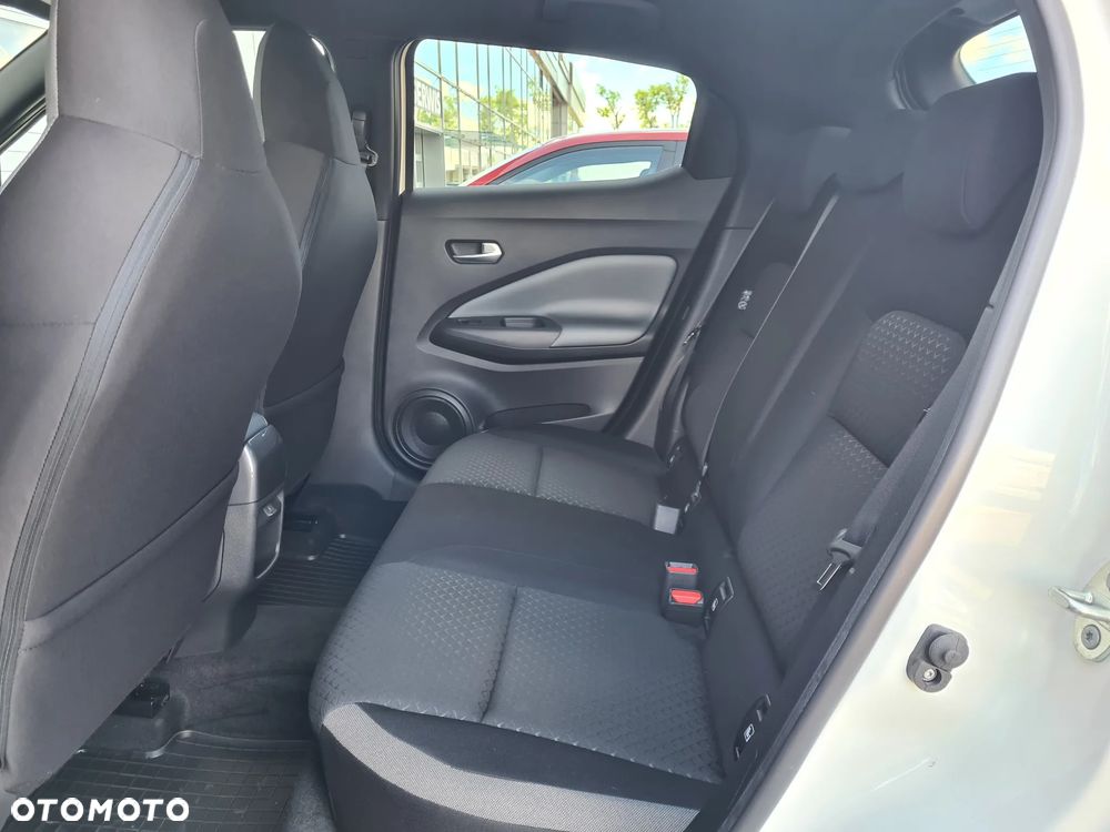 Nissan Juke 1.0 DIG-T N-Connecta DCT - 21