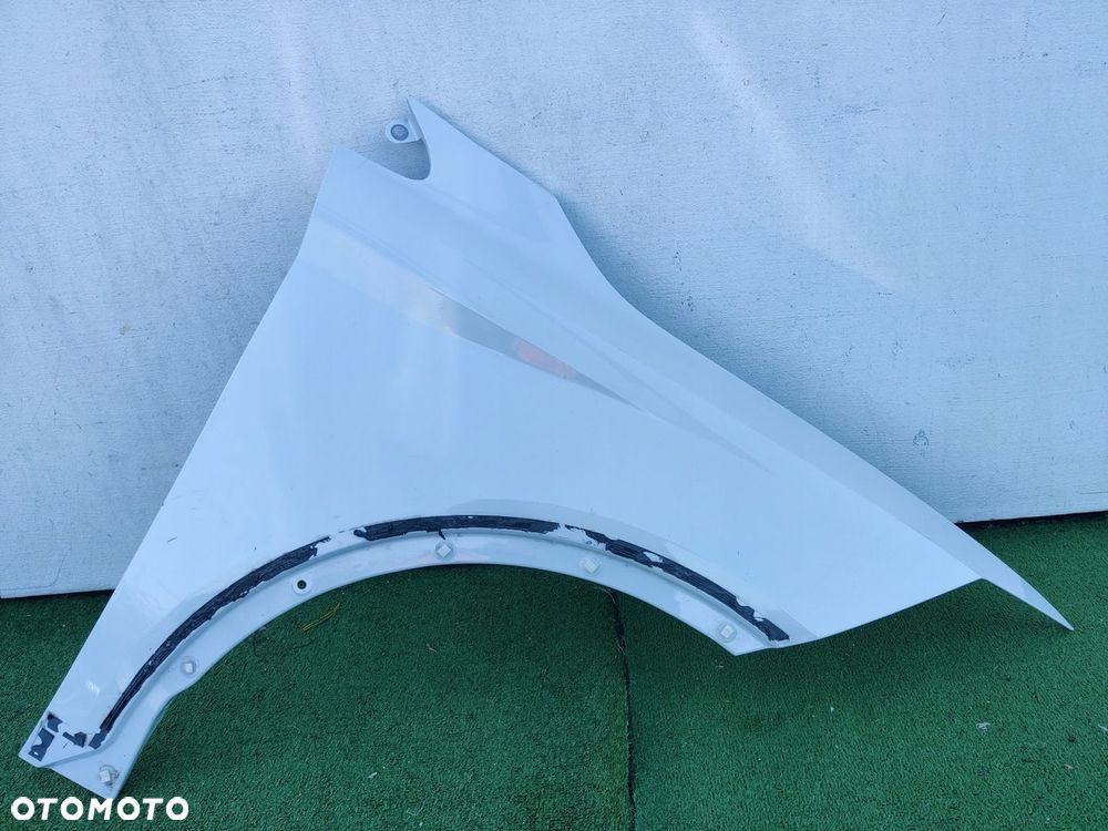 Błotnik prawy przód Seat Arona 6F98221106