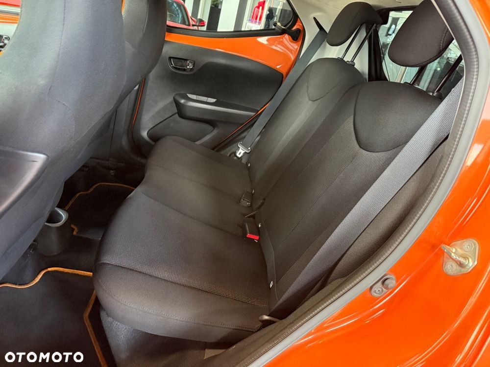 Toyota Aygo - 10