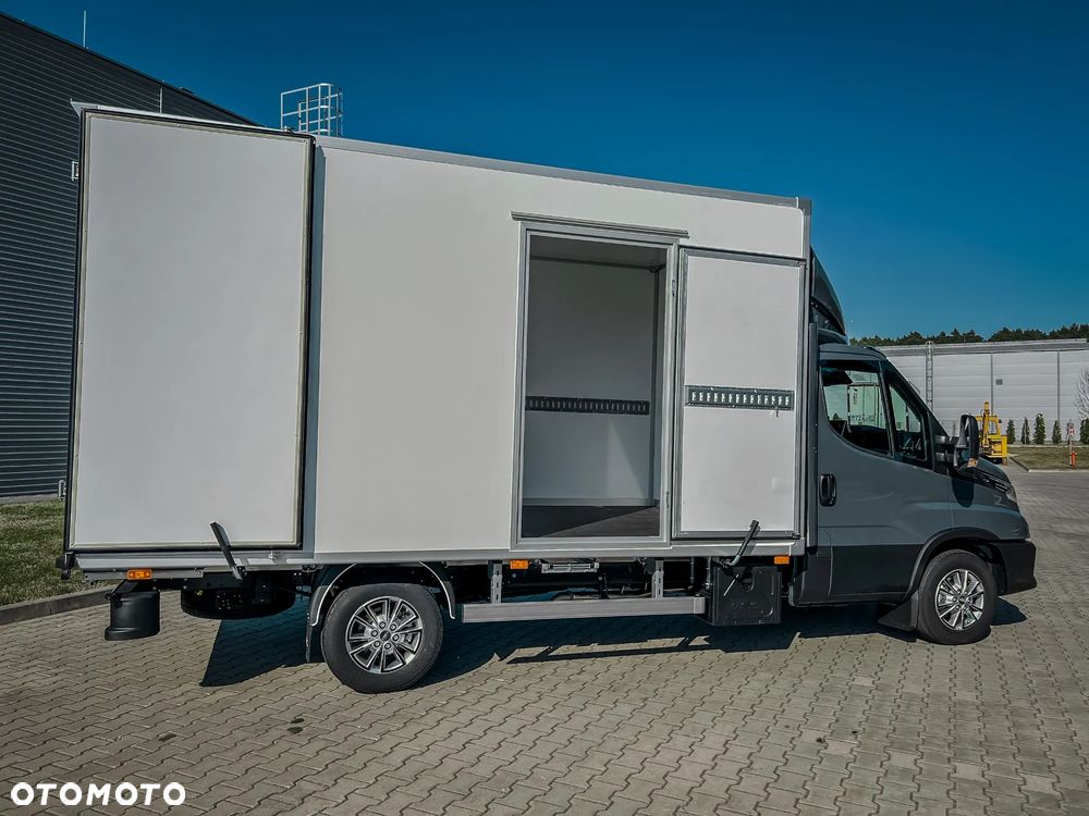 Iveco Daily 35S18HA8 3.0 180KM - 19