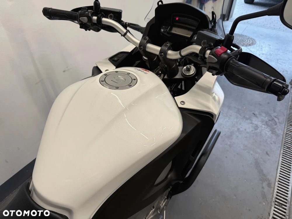 Honda VFR - 33
