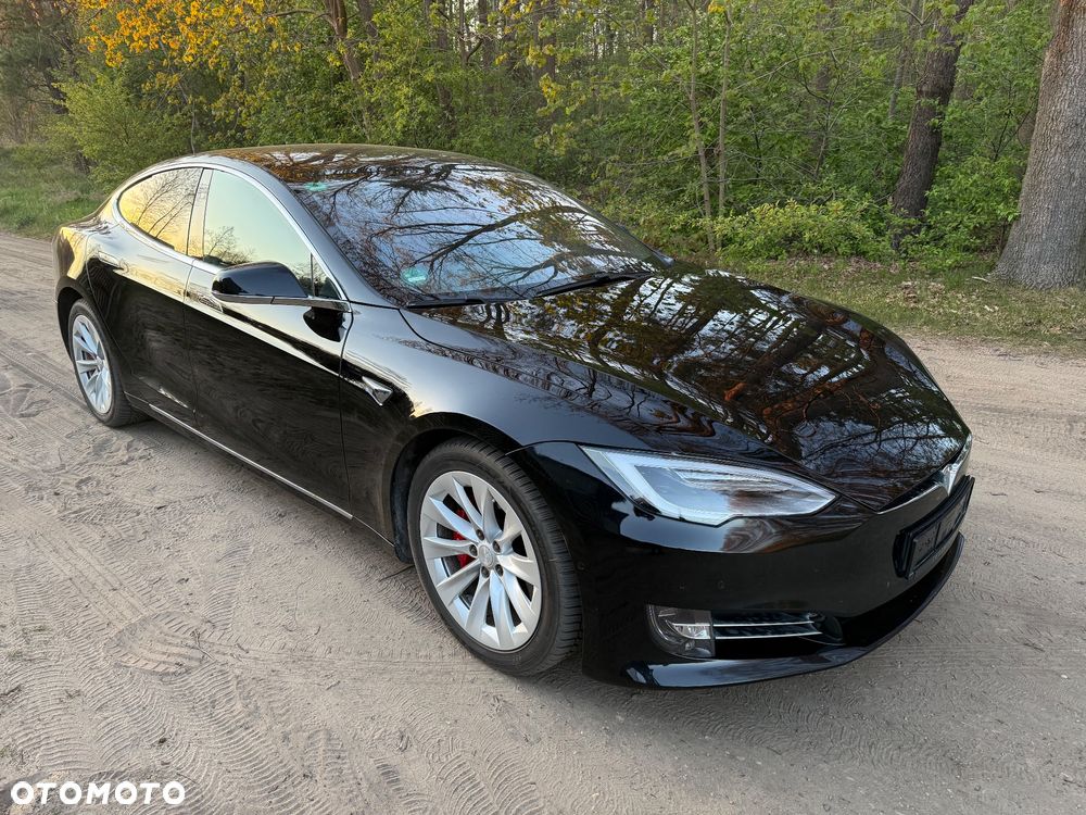 Tesla Model S Performance - 10