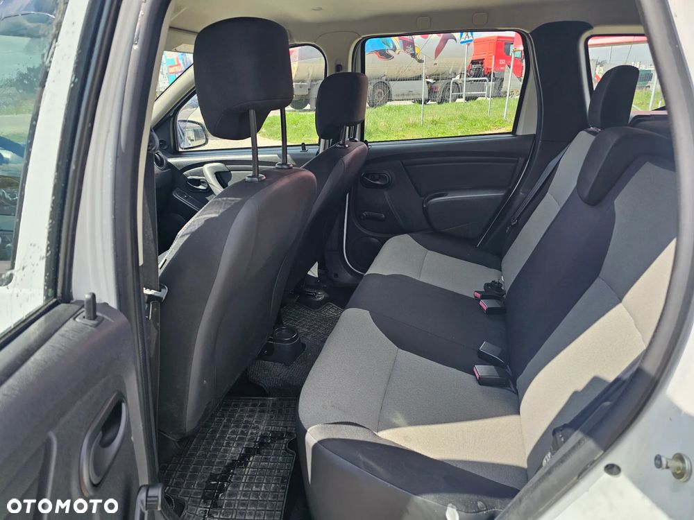Dacia Duster 1.6 Laureate Euro5 - 20