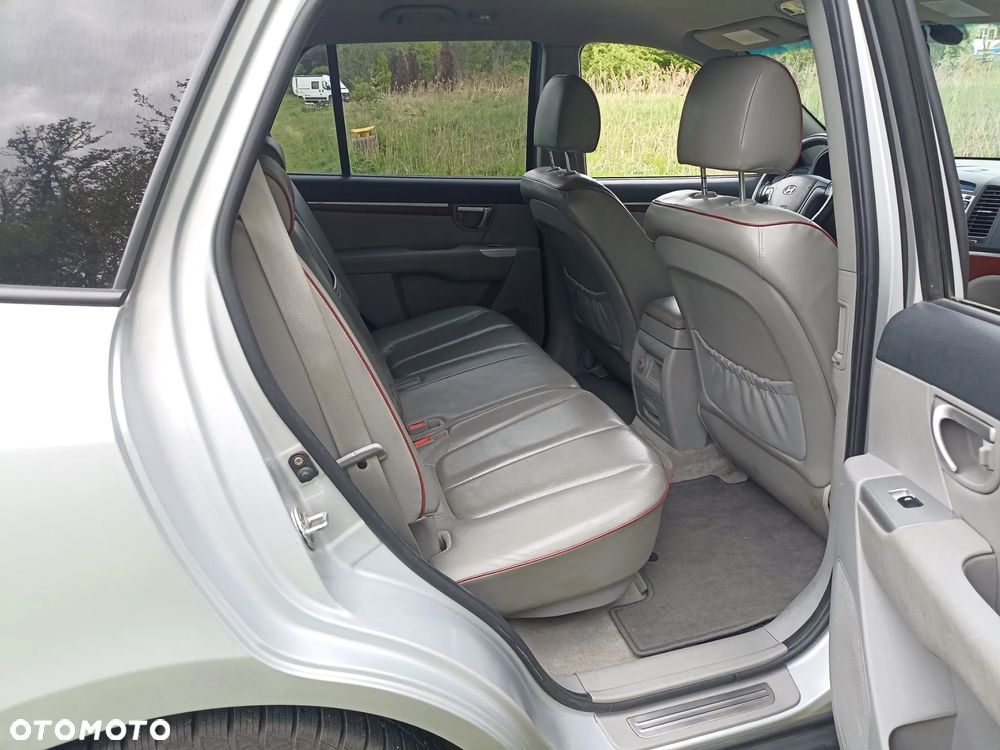 Hyundai Santa Fe - 30