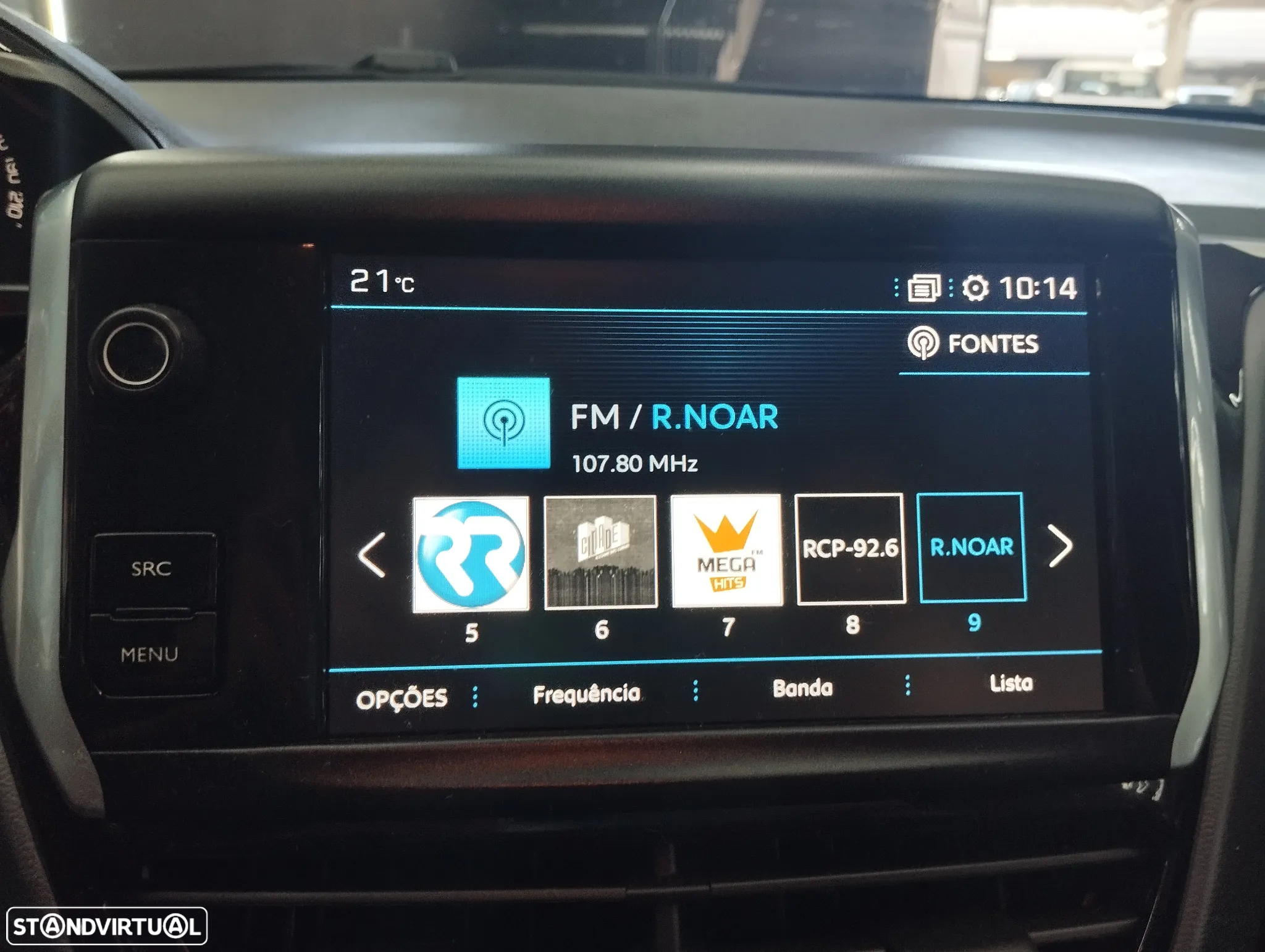 Peugeot 208 1.5 BlueHDi Signature - 28