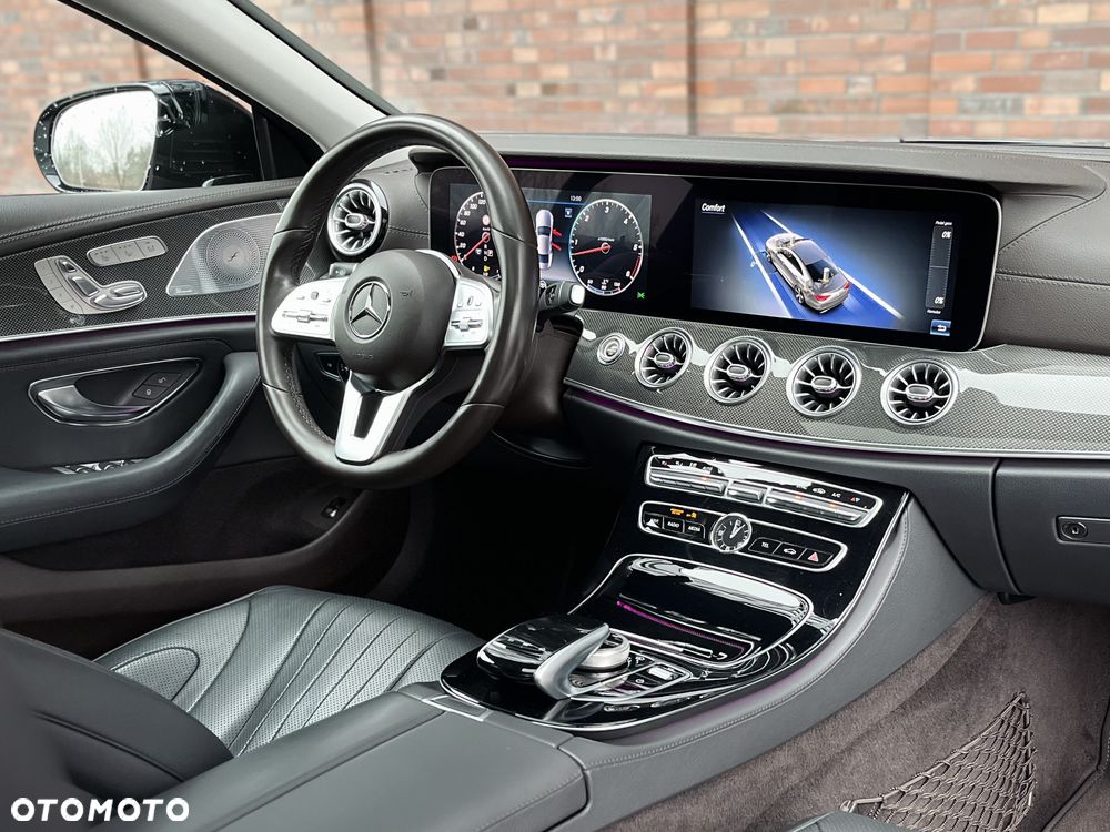 Mercedes-Benz CLS - 15