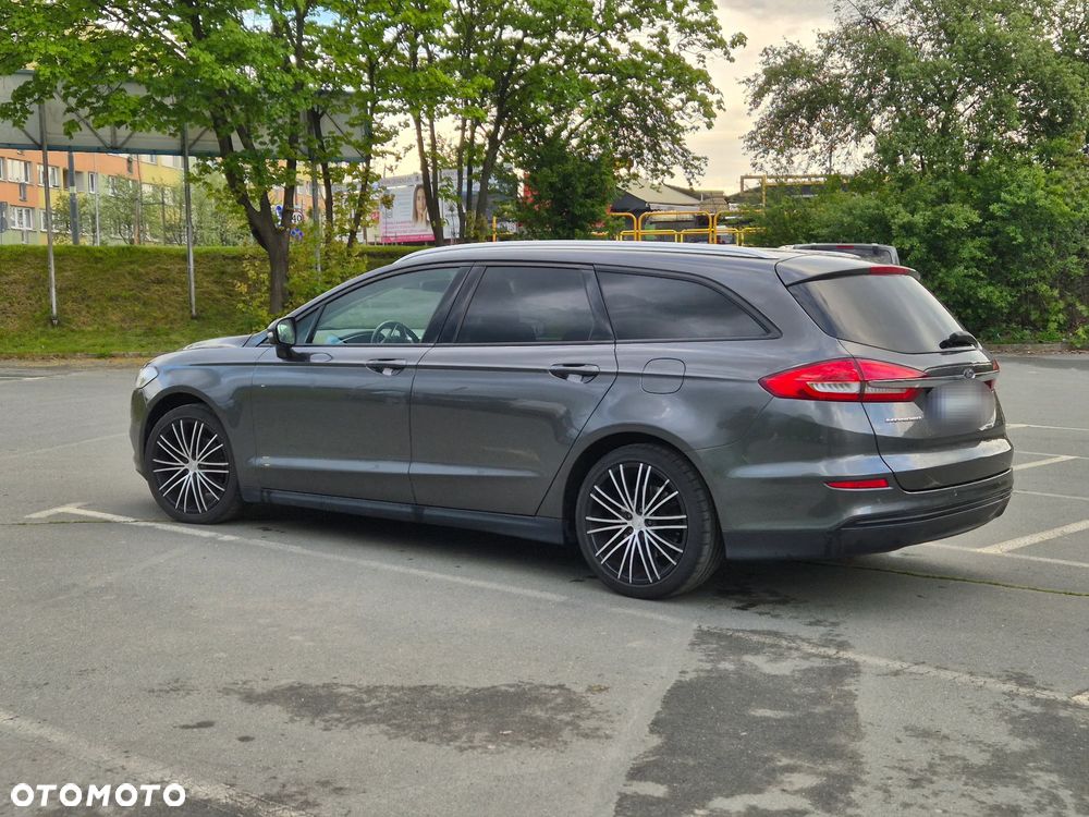 Ford Mondeo - 3