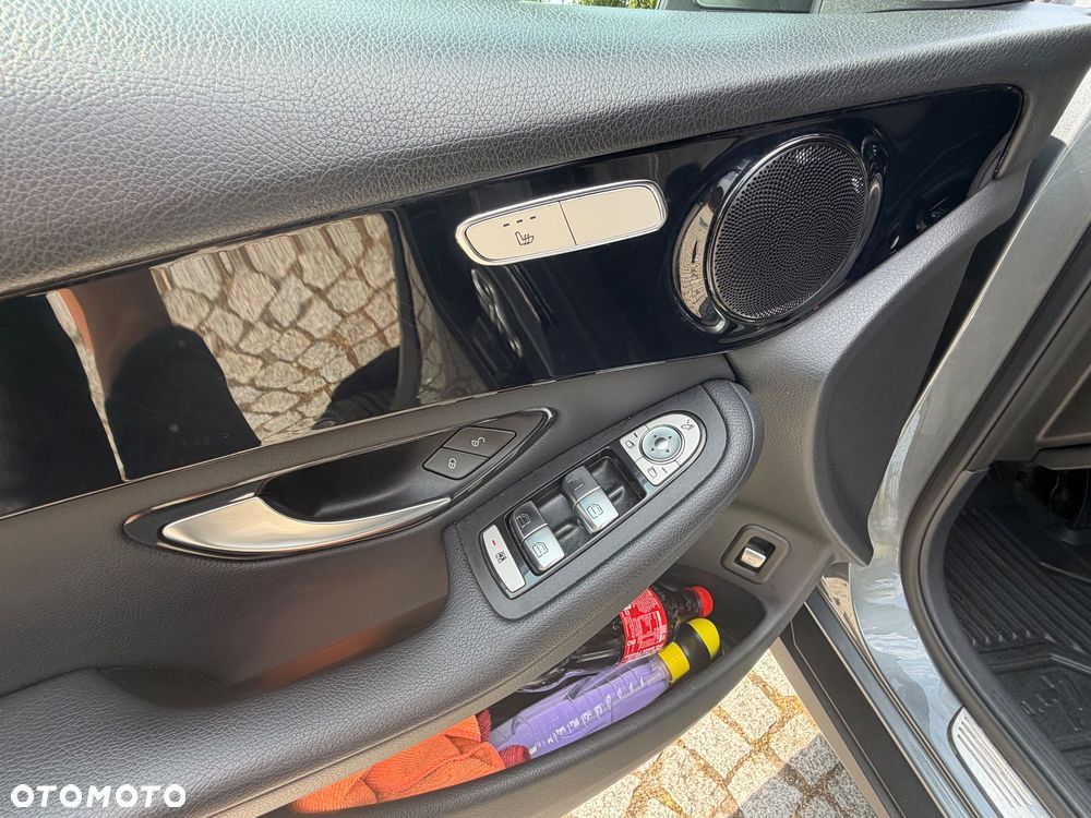 Mercedes-Benz GLC 200 d 4Matic 9G-TRONIC Exclusive - 23