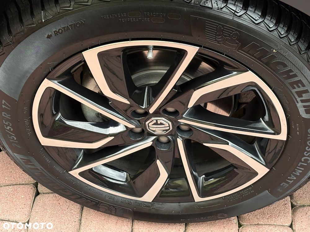 MG ZS 1.0 T-GDI Exclusive - 12