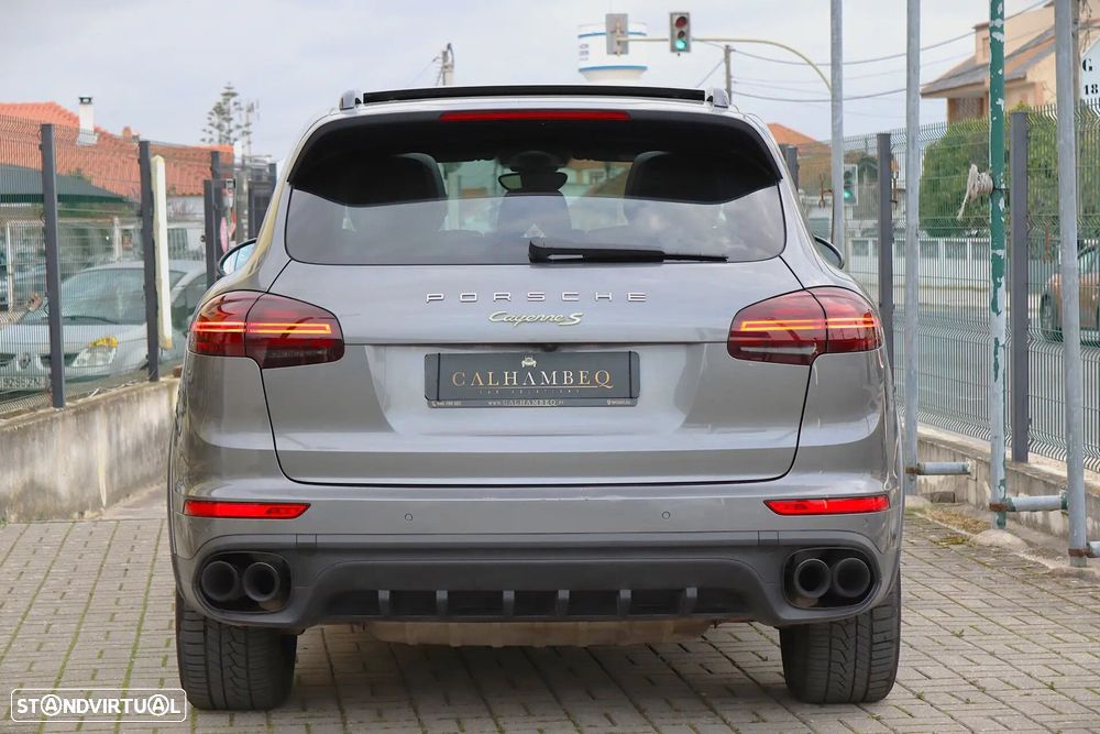 Porsche Cayenne S E-Hybrid - 6