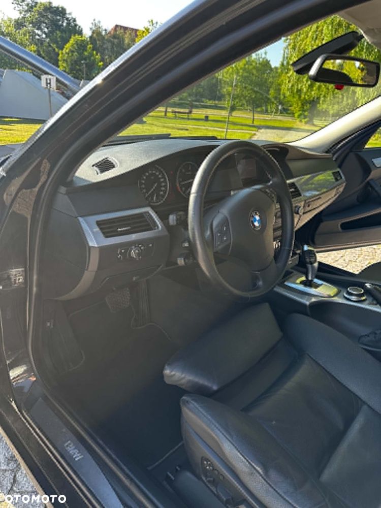 BMW Seria 5 - 16