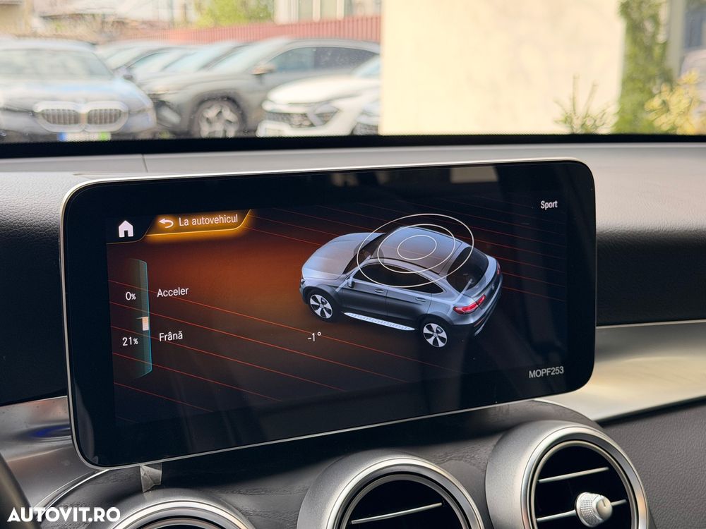 Mercedes-Benz GLC 300 de 4Matic 9G-TRONIC AMG Line - 14