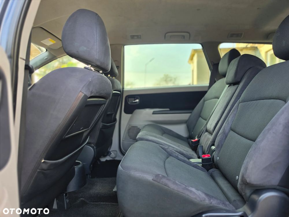 Mitsubishi Grandis - 20