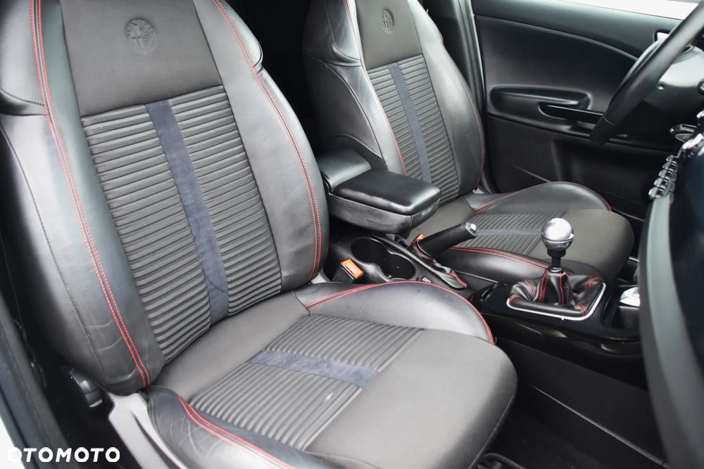 Alfa Romeo Giulietta 1.4 TB 16V Multiair Collezione - 14