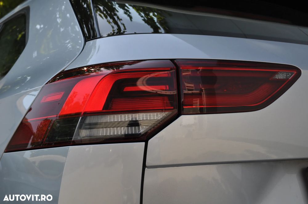 Volkswagen Golf 2.0 TDI SCR DSG Life - 10