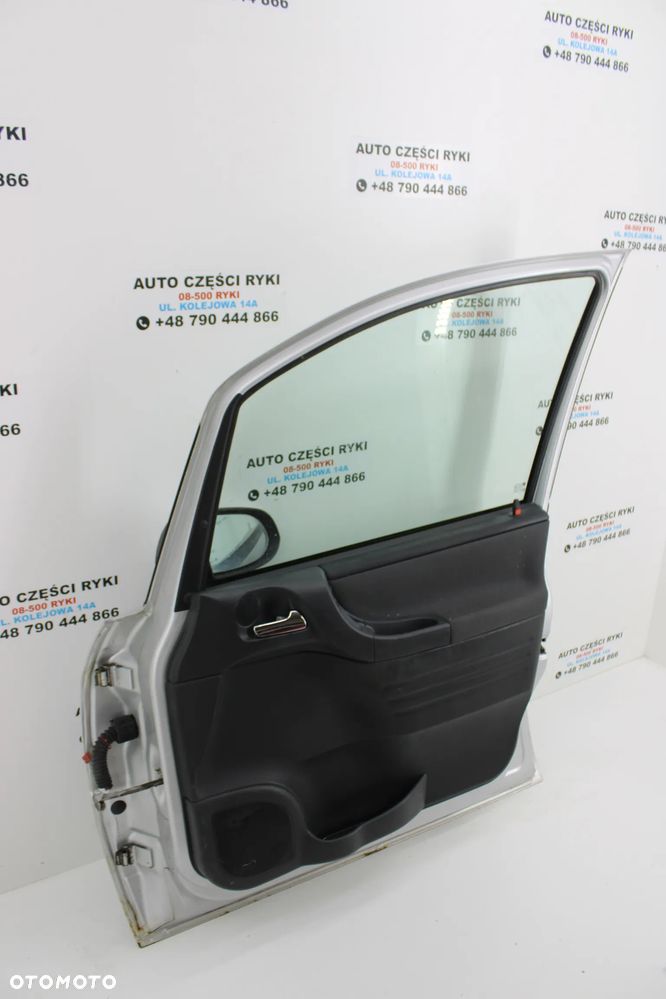 Opel Zafira A Drzwi Prawy Przód Z157 - 7