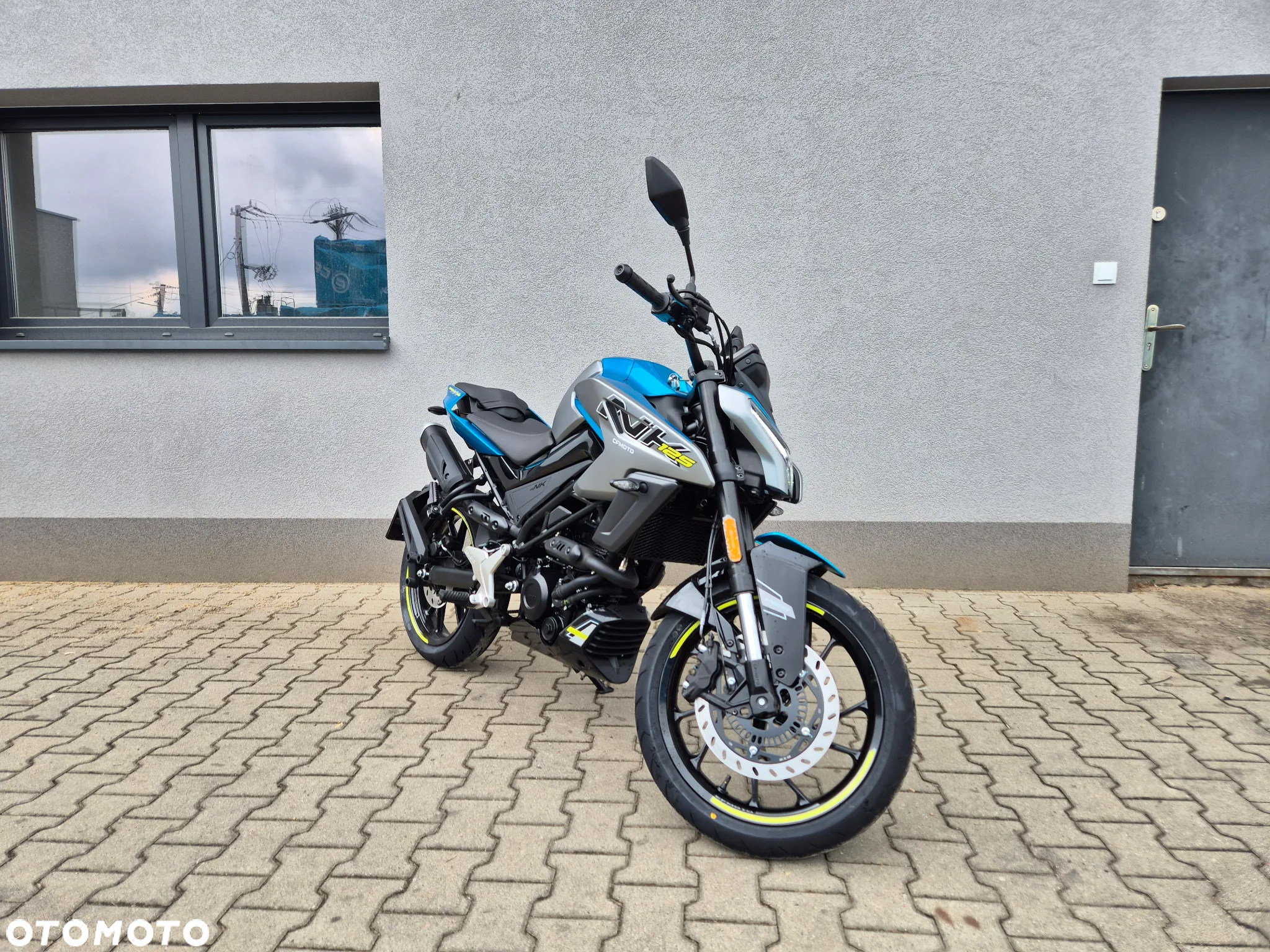 CFMoto NK - 8