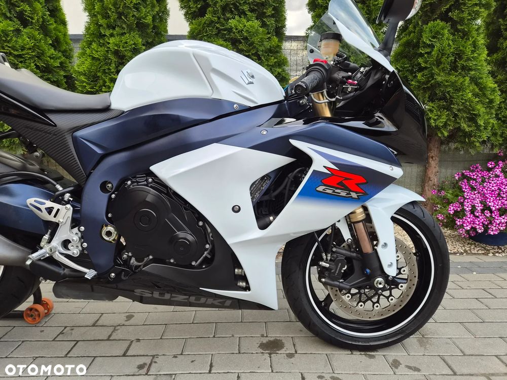 Suzuki GSX-R - 15