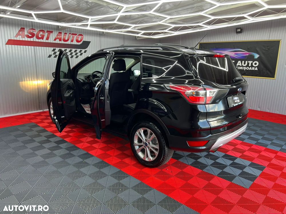 Ford Kuga - 20
