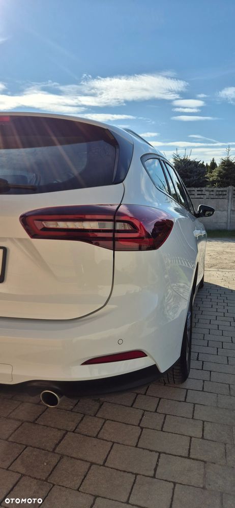 Ford Focus 1.0 EcoBoost Titanium - 9