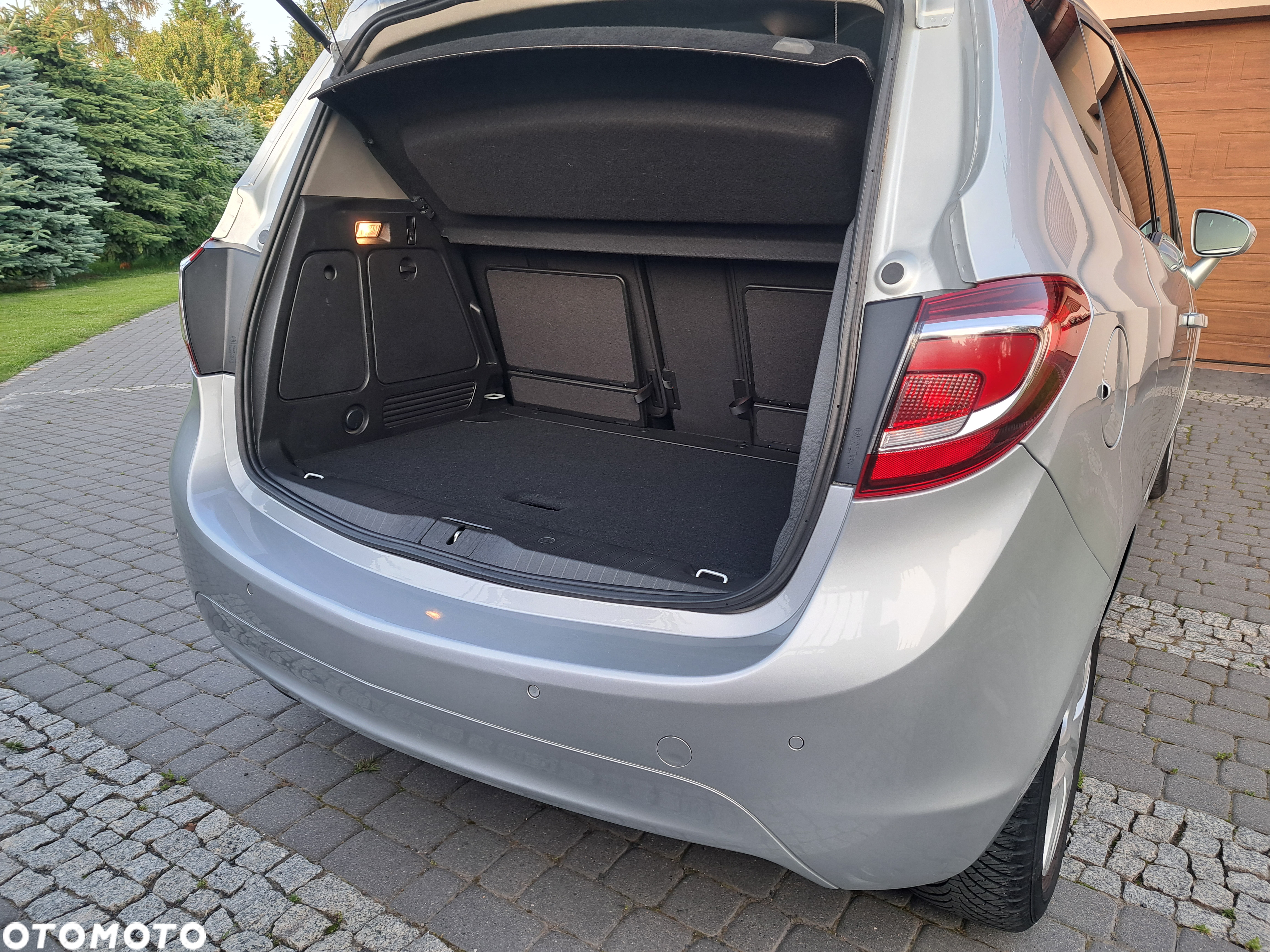 Opel Meriva 1.4 Innovation - 30