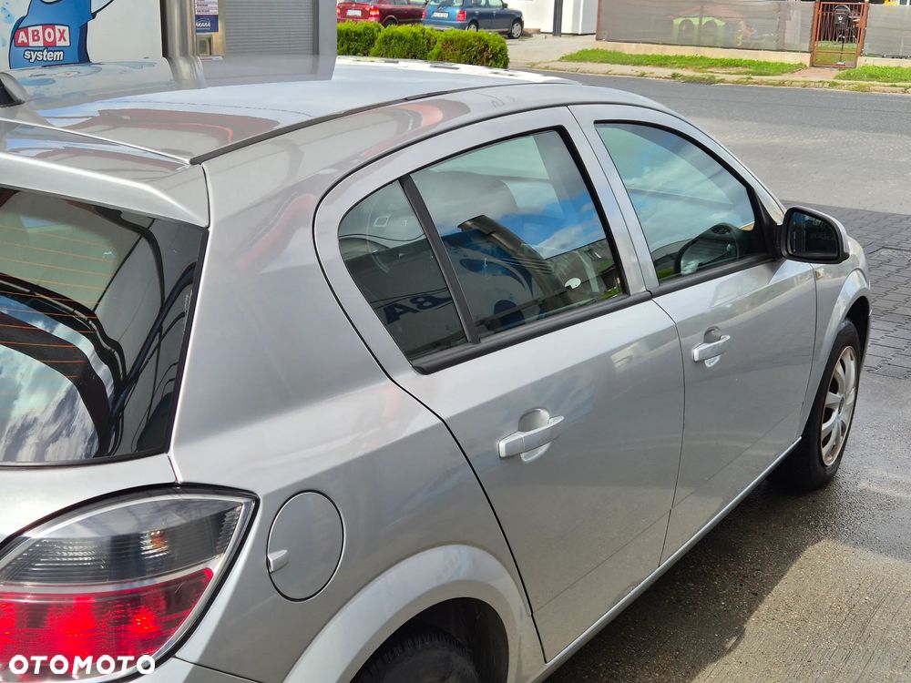 Opel Astra 1.6 - 7