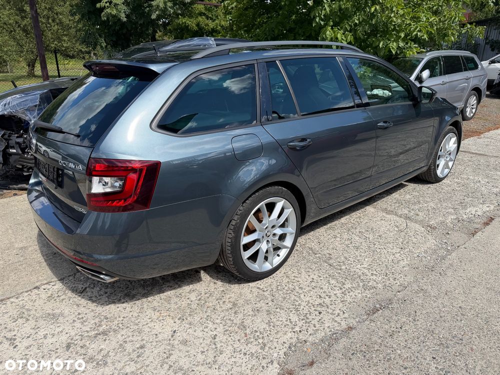 Skoda Octavia 2.0 TDI (Green tec) RS - 21